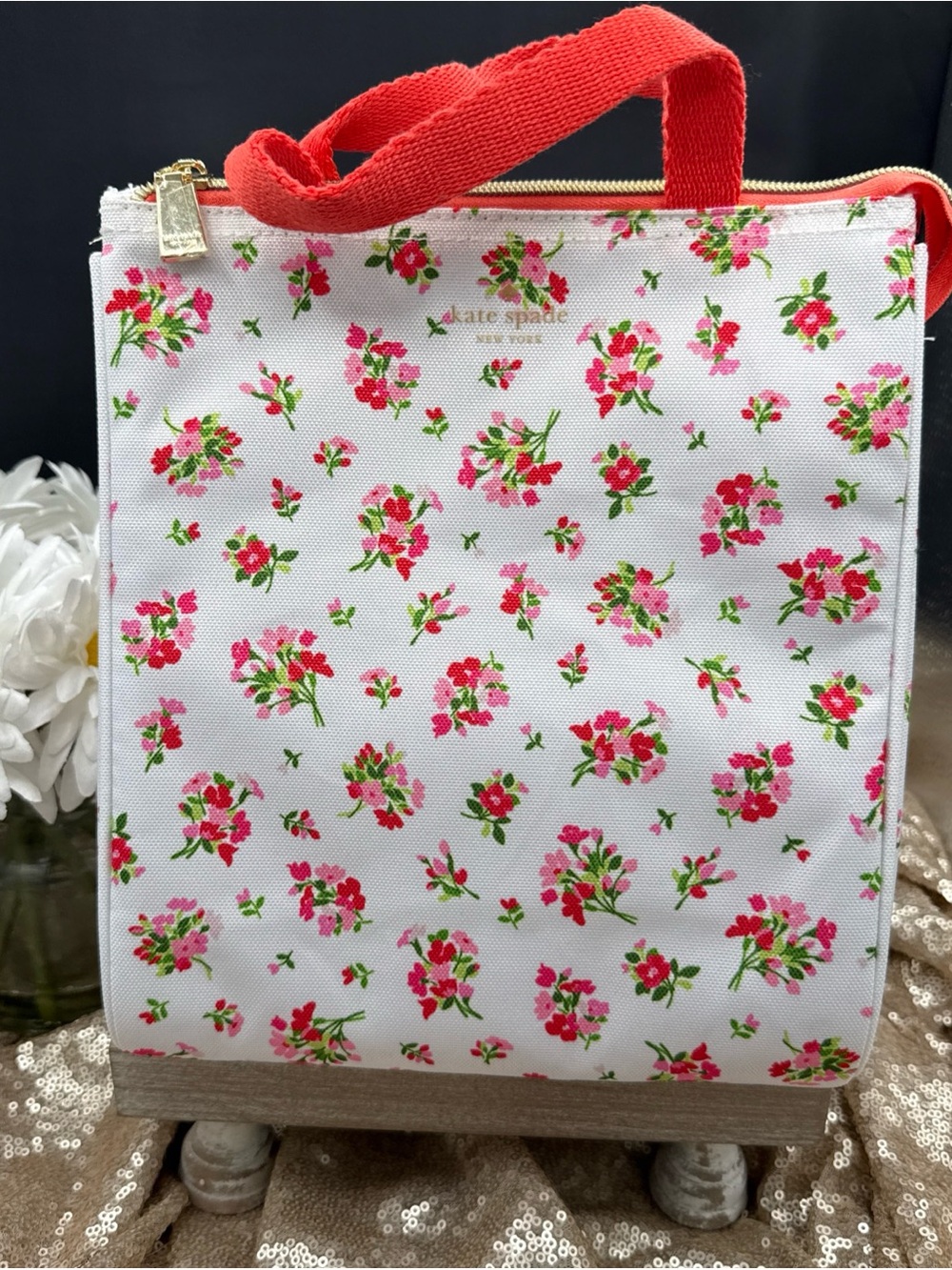 kate spade White Floral insulated lunch Tote with Pink/red/green  Accents